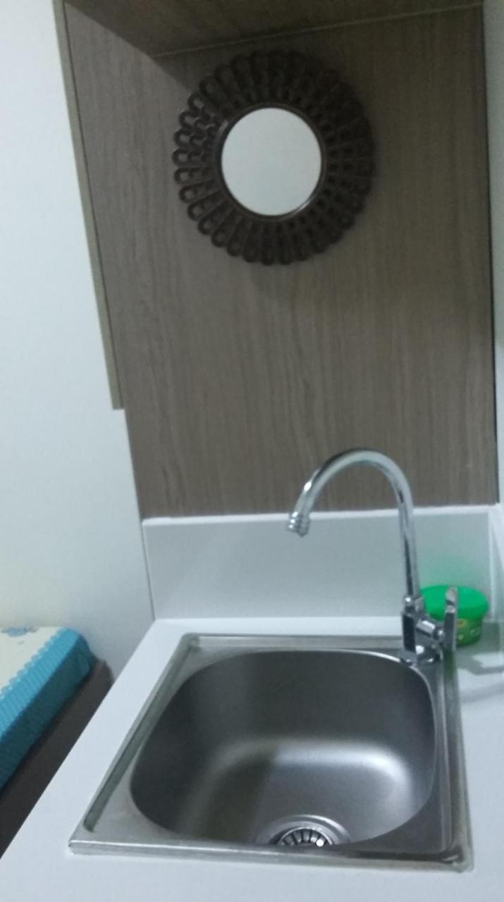 Urban Deca Tower @ Graceysplace Unit 4 Mandaluyong Manilla Buitenkant foto